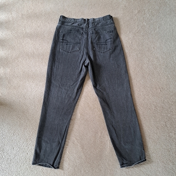 American Eagle Jeans Women's Size 10 Mom Jean Grey Denim High Rise - Picture 9 of 13